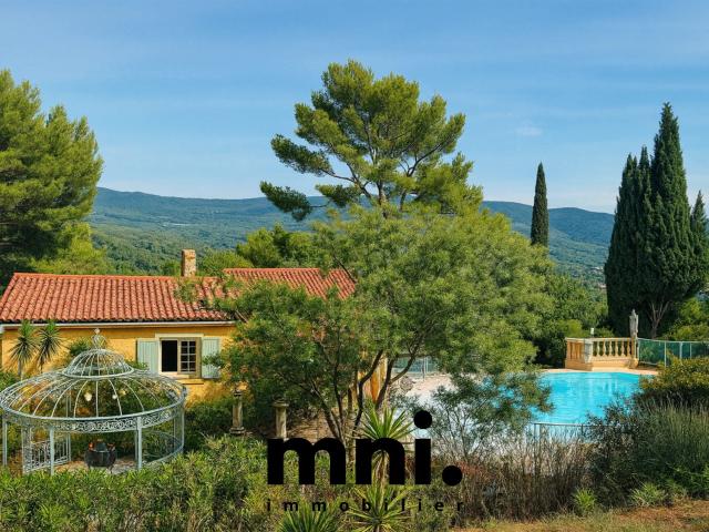 Maison de caractère avec dépendance 266m2 habitable 266m² Evenos