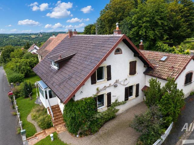 Maison de caractère avec fort potentiel Proche frontière