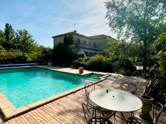 Maison de caractère avec piscine aux portes de Saint Émilion