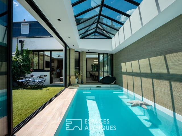 Maison de caractère avec piscine et jardin paysager à Monsel. 206m² Nantes