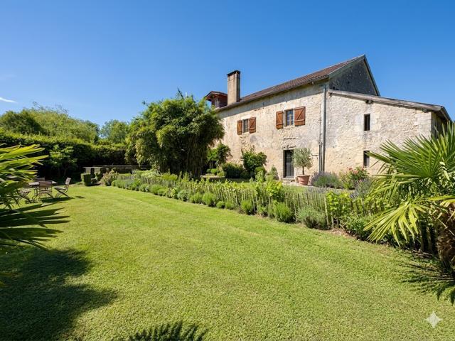 Maison de caractère avec vue sur l'Adour