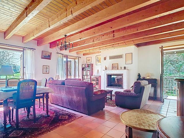 Maison de caractère à Draillant: le charme de la pierre et. 147m² Draillant