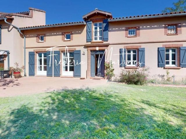 Maison de caractère à Fronton, charme et sérénité