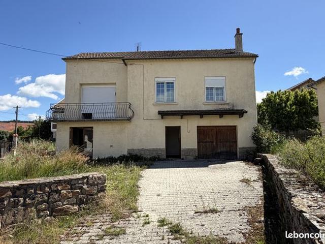 Maison de caractère à Langogne 48 — 110 m² habitables + combles aménageables
