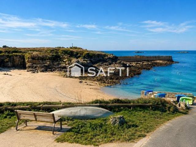 Maison de caractère à quelques pas du port et de la plage de Kerroc’h