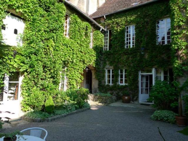 Maison de caractère à vendre dans le coeur historique d'Autun