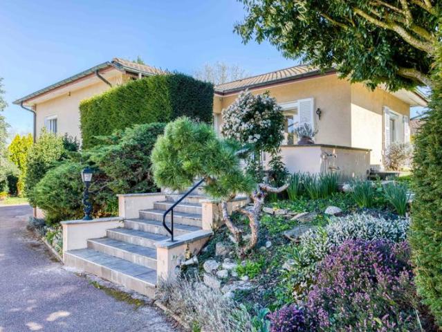 Maison de caractère dans un environnement calme