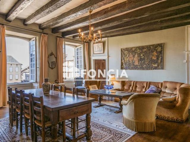 Maison de caractère de 250 m² au cœur de la bastide de Sauveterre de Rouergue