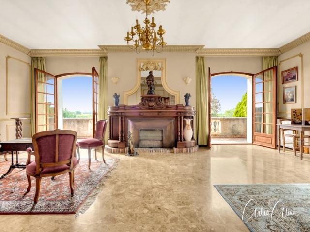 maison de caractère de 283 m² avec dépendances et fort potentiel sur plus de 9 000 m² de terrain