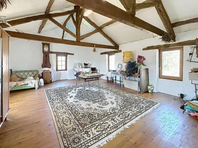 Maison de caractère de 225 m2, 5 chambres, piscine
