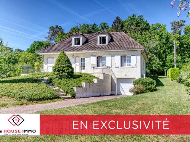 Maison de caractère de 6 pièces sur un magnifique jardin paysager à Chancelade