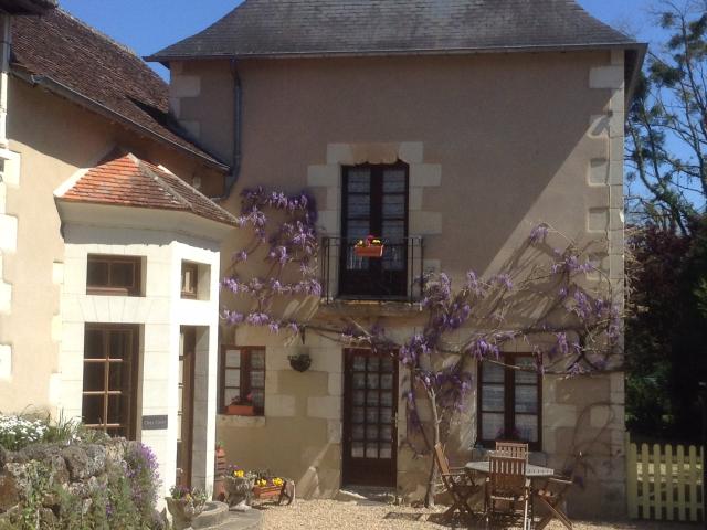 Maison de caractère et gîtes proche Descartes