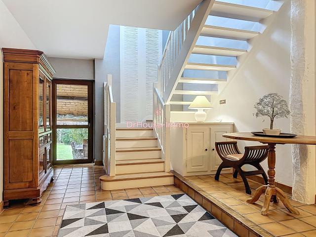 Maison de caractère en pierre 4 à 5 chambres 192 m2 habitable Vannes au calme