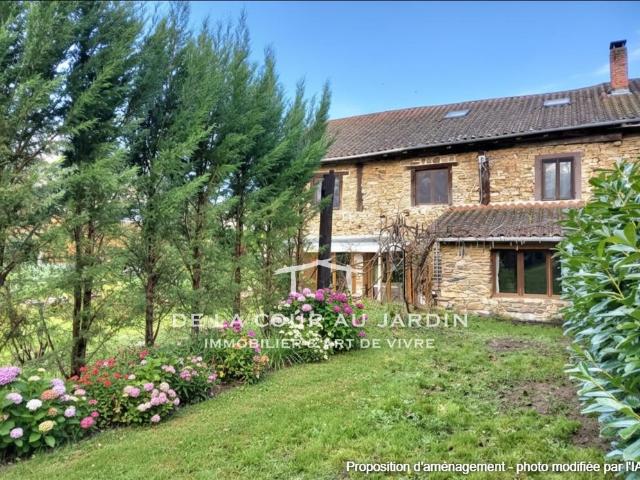 Maison de caractère en pierre 175m² Champagnac la Rivière