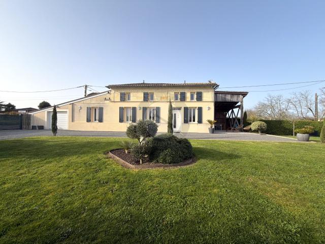Maison de caractère en pierre Charme de l’ancien et confort moderne