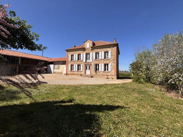 MAISON de caractère GERS 32