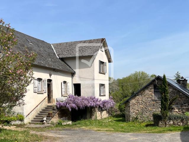 Maison de caractère + grange et four à pain 152m2 6 chambr