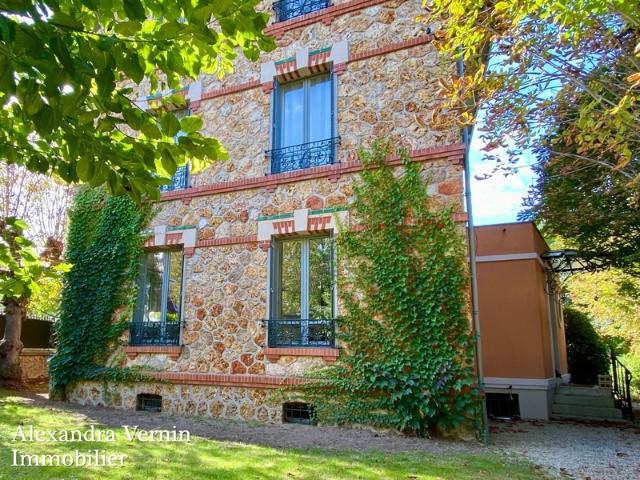 Maison de caractère entièrement rénovée quartier Péreire Saint Germain en Laye