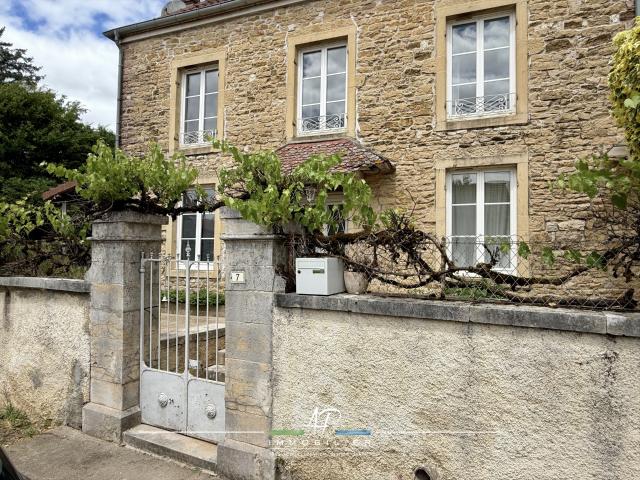 Maison de caractère Lamarche sur Saone