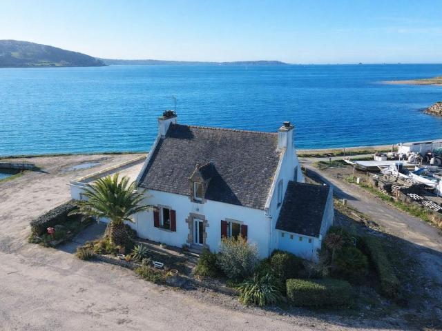 Maison de caractère pieds dans l’eau – Vue exceptionnelle