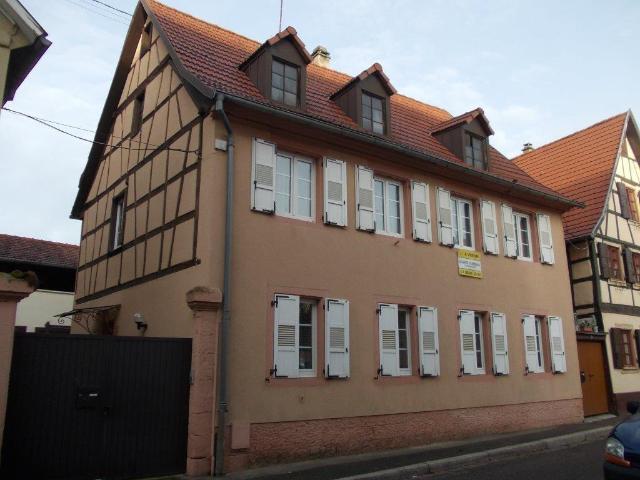 Maison de caractère plein centre ville et à proximité du rempart