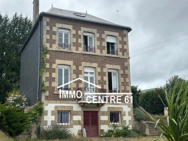 Maison de caractère sur 2000m2 de terrain