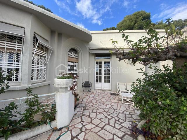 MAISON DE CARACTERE / VUE MER / QUARTIER FARON TOULON