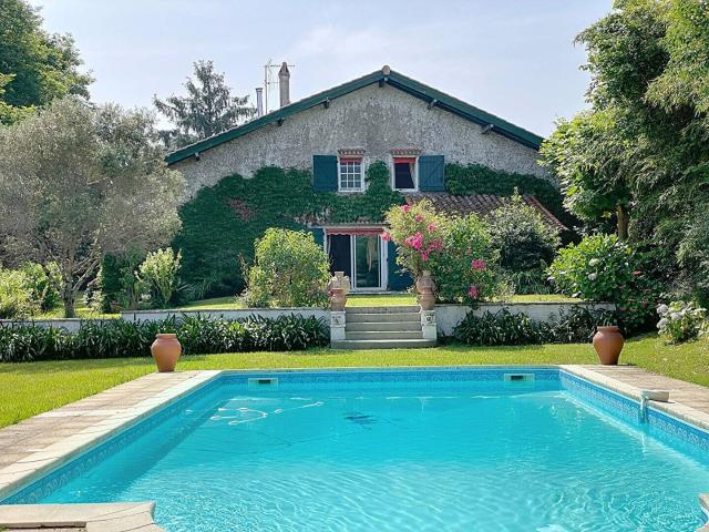 Maison de caractère Villefranque