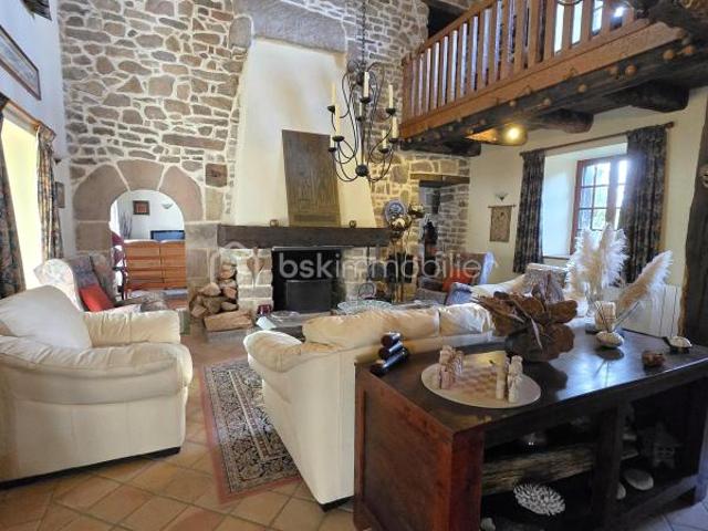 Maison de caractère Volume, élégance et charme authentique 182 m²
