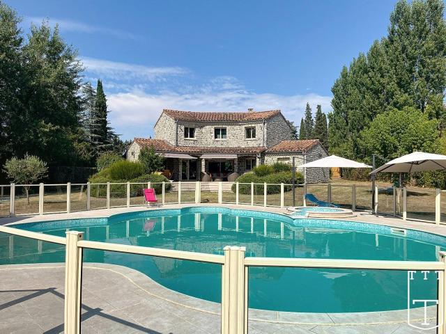 Maison de caractère 140m² Ruoms