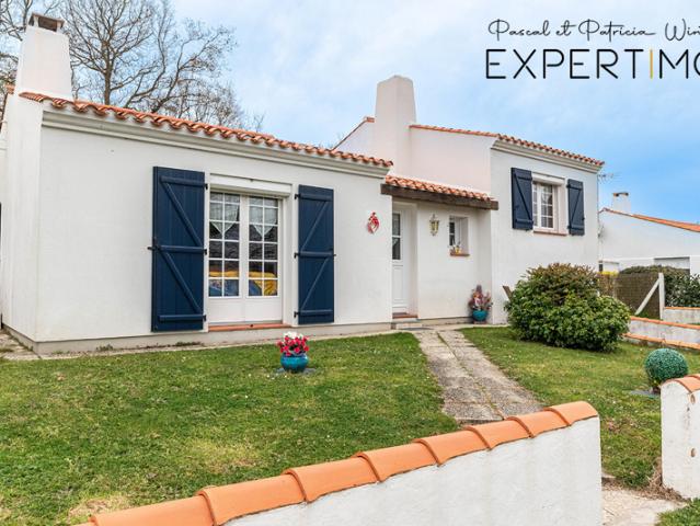 Maison de caractère 100m2, 3 chambres, proche commerces à Ch