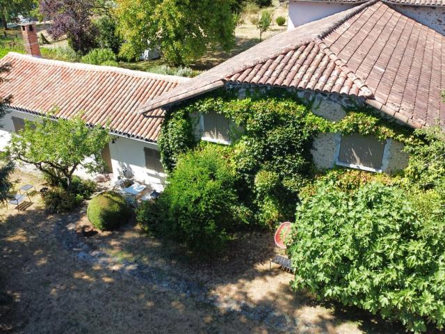 Maison de caractère 102m² Chassenon