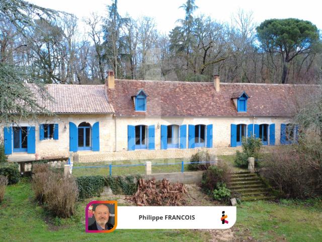 Maison de caractère 250 m2 9 pièces