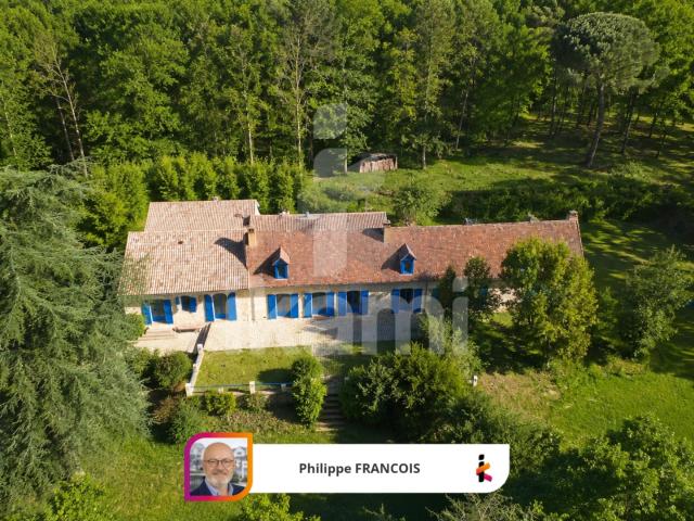 Maison de caractère 250 m2 9 pièces 326m² Lembras