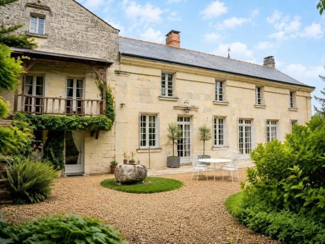 MAISON DE CARACTERE