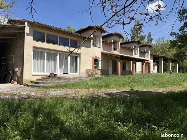 Maison de caractère 330 m² | Vue Pyrénées | 9000 m² de terrain