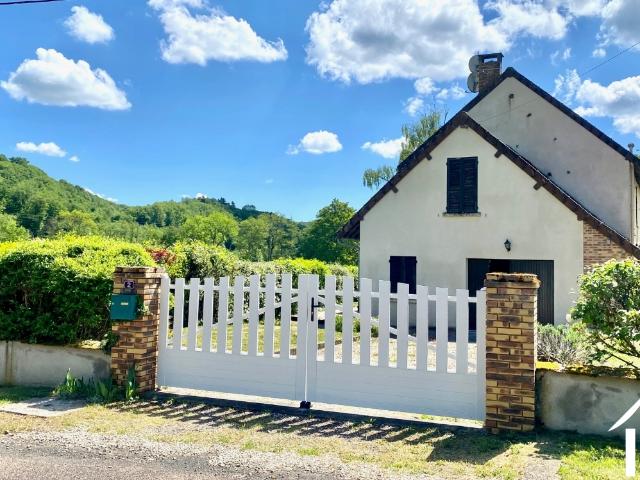 Maison de caractère, 3 chambres, à 15 km d'Autun