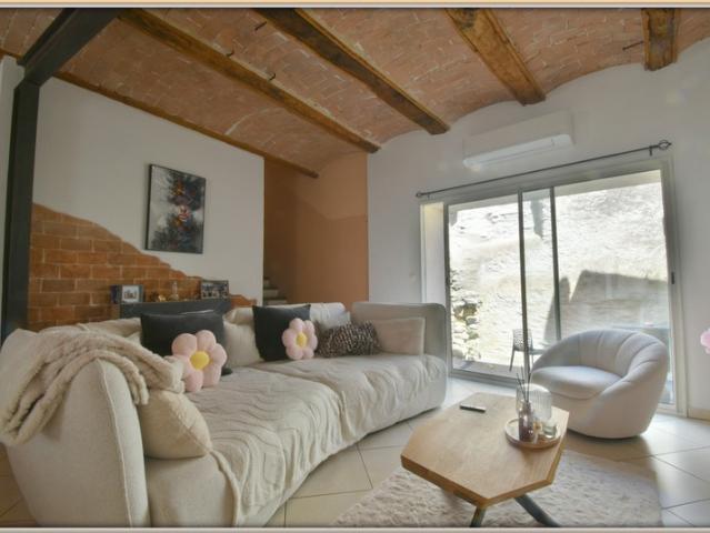 Charmante maison rénovée avec cachet de 143 m² 5 pièces