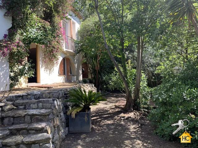 Maison de caractère 7/8 pièces au Cannet 210m² Le Cannet