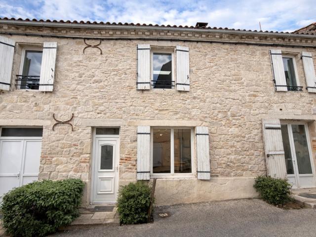 Maison de caractère 7 pièces au cœur de Penne D’Agenais 190m² Penne d'Agenais