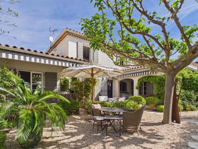 Maison de charme au cœur de Maussane les Alpilles