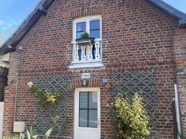 Maison de charme au coeur de Veules les roses