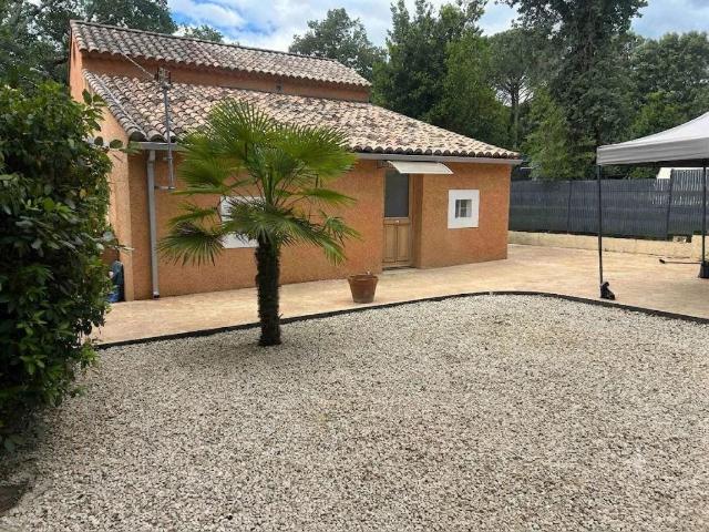 Maison de charme avec accès privé rivière – fort potentiel l. 120m² Vers Pont Du Gard
