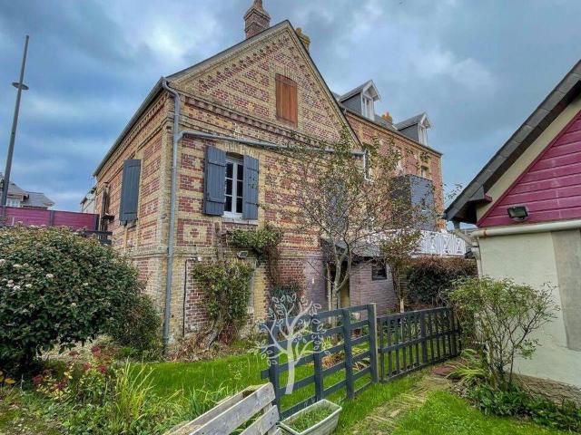 Maison de Charme avec Gîte à Pourville sur Mer