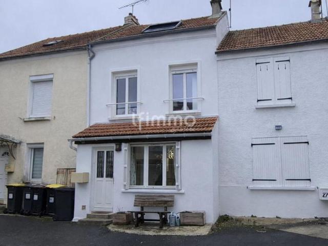 Maison de charme avec grand jardin et garage – Annet sur Marne c