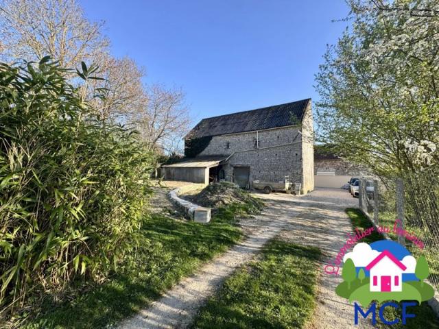MAISON DE CHARME AVEC GRANGE 88 M²