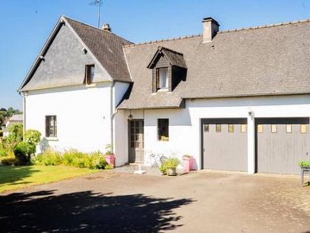 Maison de charme avec fort potentiel – 145 m² – Terrain de 1 558 m² – Sourdeval 50150