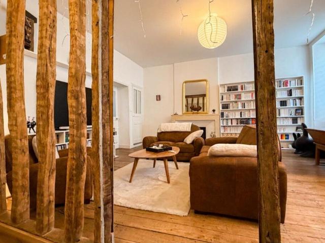 Maison de charme avec jardin centre ville de Poitiers Un l 164m² Poitiers