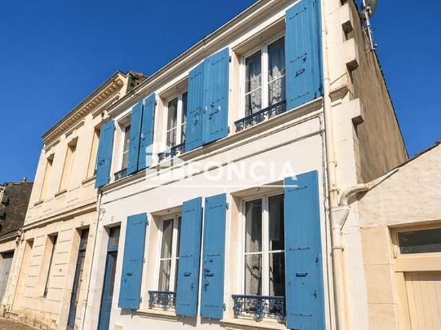 Maison de charme avec jardin intimiste