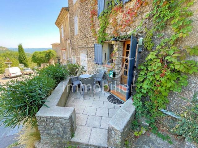 Maison de charme avec petite terrasse 95m² Saint Martin de Castillon